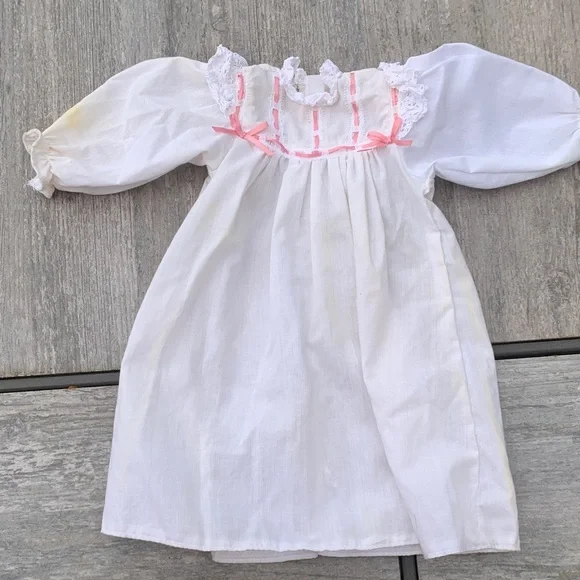 Samantha Parkington American Girl Pleasant Dreams Pink and White Doll Outfit Set - Picture 4 of 8